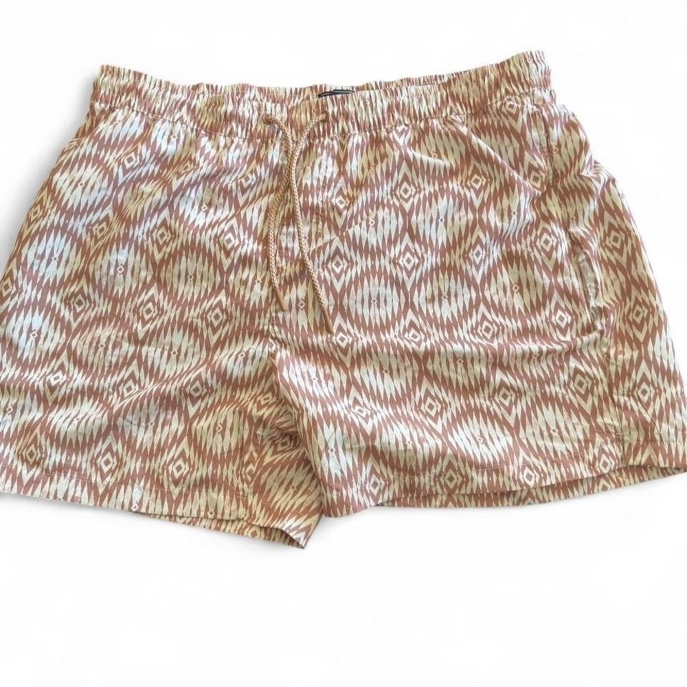 Forever 21 Men Swim Trunks Tan White Geometric Tribal Print Mesh Lined 2XL XXL